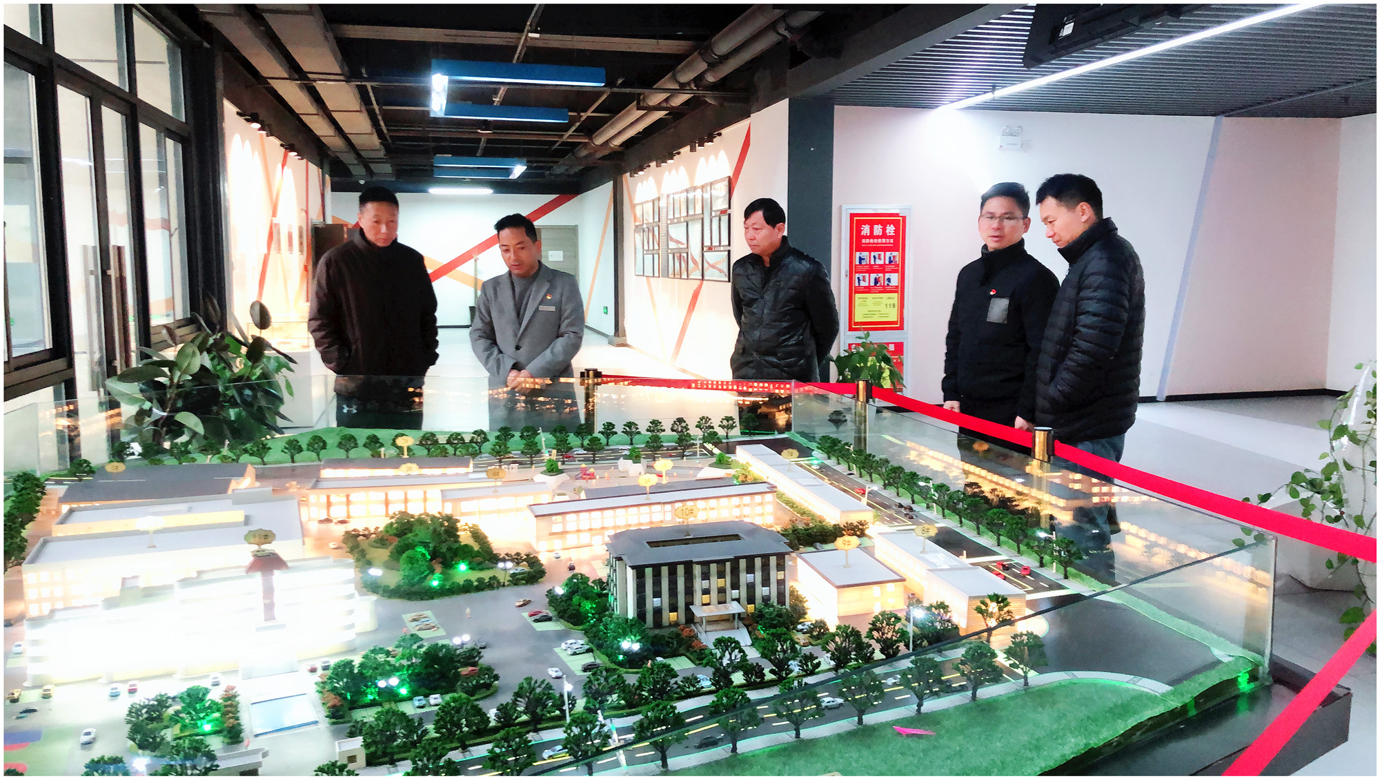 庐阳区政协党组成员、秘书长尹杨 莅临庐阳WPK(微扑克)文创园调研指导